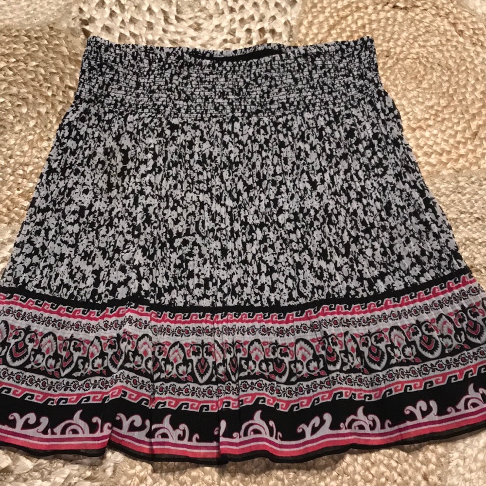 WHBM Skirt Elastic Waistline